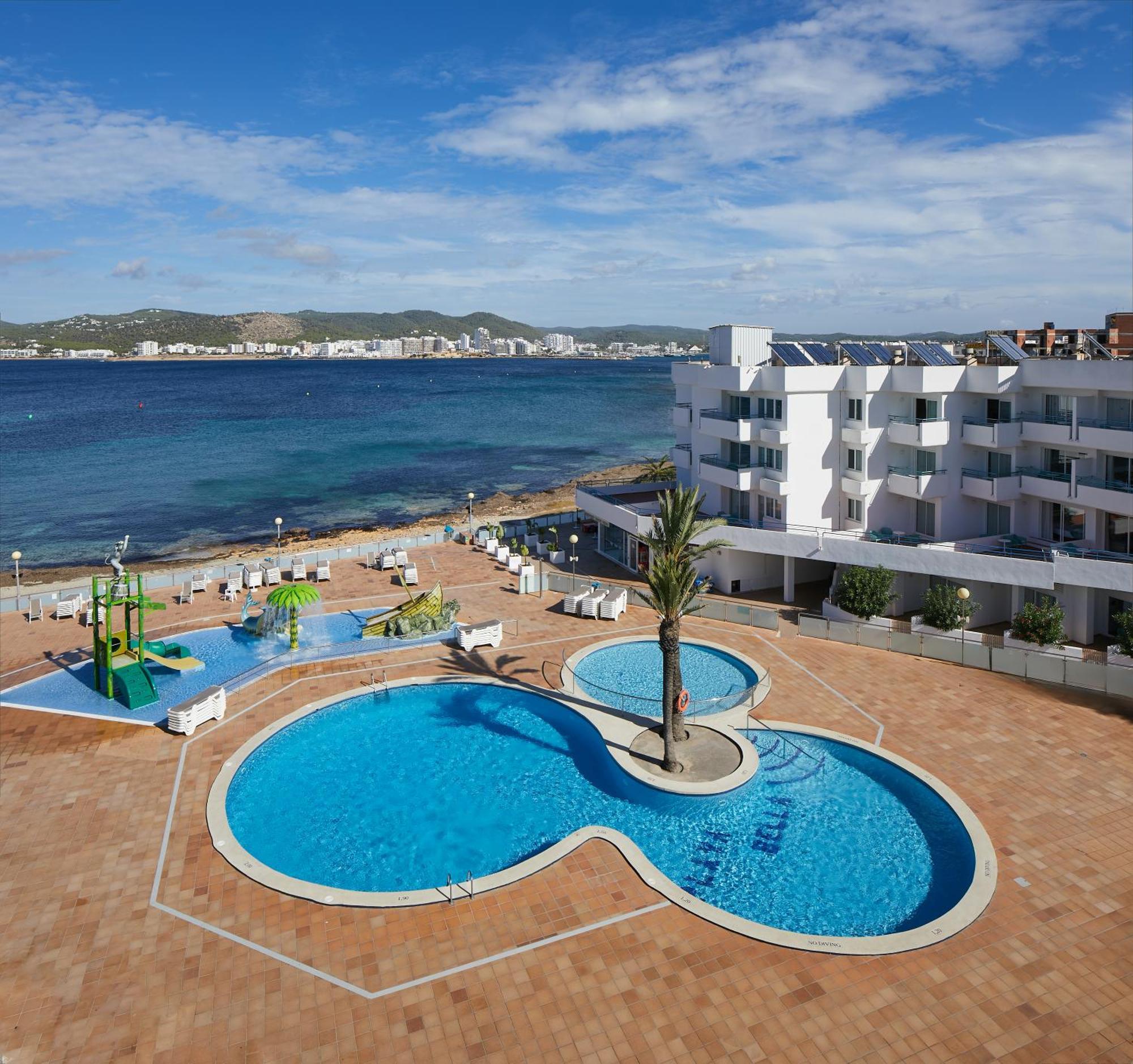 Playa Bella Apartments San Antonio  Exteriör bild